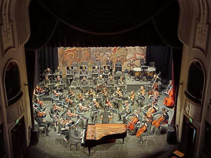 Il teatro Garibaldi di Modica torna a vibrare con la magia della musica