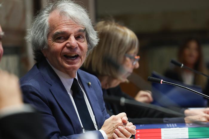 Aumento di stipendio per Brunetta al Cnel, scoppiano le polemiche: «Mentre il Paese fatica, salari d’oro ai vertici»