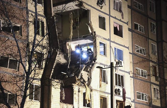 Zelensky:  450 droni e 45 missili russi contro l’Ucraina