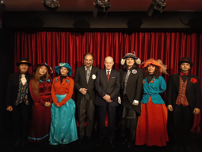 Ragusa, la compagnia Godot incanta il pubblico con un esperimento teatrale inedito