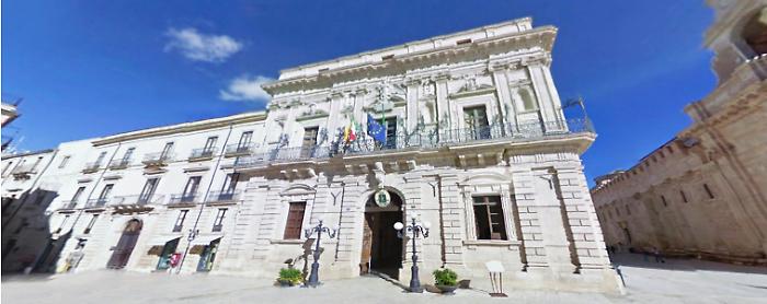 Comune di Siracusa, scricchiolio nella maggioranza: Andrea Buccheri accusa il Consiglio comunale di essere un "organo ratificatore"