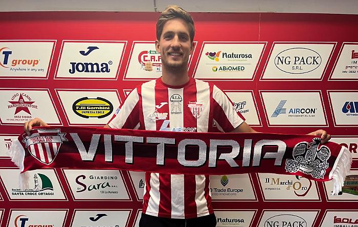 Il Vittoria calcio ingaggia l'attaccante serbo Maletic