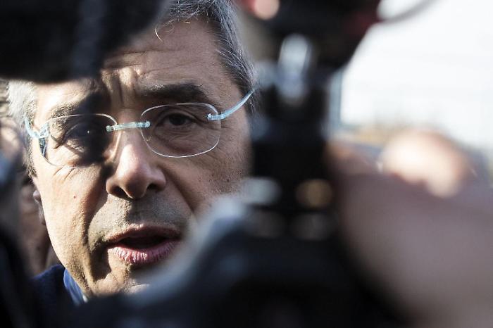 «Sono fiducioso nella giustizia»: scatta l'ora X, Totò Cuffaro pronto a rispondere al giudice