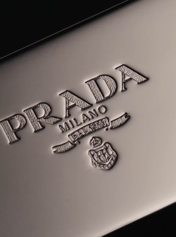 Prada farà produrre in India duemila kolhapuri chappals