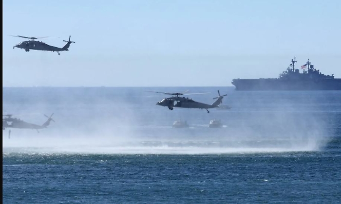 Operazione segreta nell’Oceano Indiano: forze speciali Usa sequestrano carico militare diretto in Iran