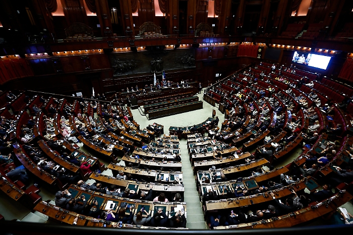 Manovra 2026 da 22 miliardi in Senato: iperammortamento prorogato, tagli al Fsc e Salvini dice "no" all'innalzamento dell'et&agrave; pensionabile