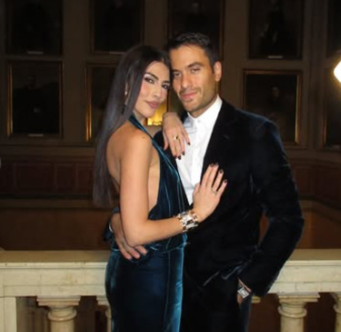 Scandalo Signorini, il Natale in famiglia di Giulia Salemi e Pierpaolo Pretelli che "ricompare" sui social