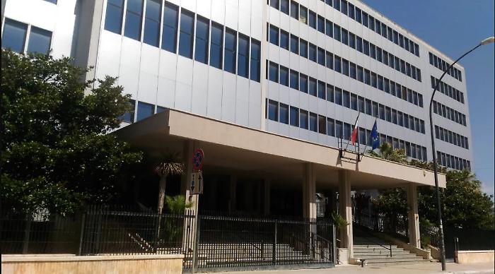 Trapani, per la mega truffa nella formazione nuovi guai per l'ex senatore Papania: chiesto il giudizio per altre 11 persone