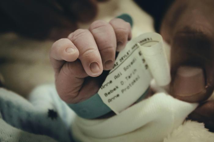 &ldquo;Damiano, primo vagito dell&rsquo;anno&rdquo;: il primo nato in provincia di Agrigento accende la speranza all&rsquo;alba del 2026