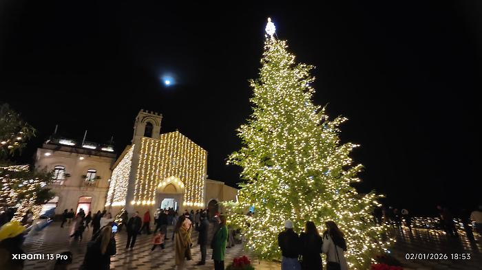 Taormina, l'Epifania porta via i turisti: nessuna destagionalizzazione, la stagione riparte a marzo