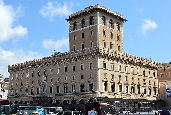 Le visite al partito, i viaggi in business e i rimborsi "anche per le spese fitness e lavanderia": cosa c'&egrave; nelle indagini sul Garante della Privacy