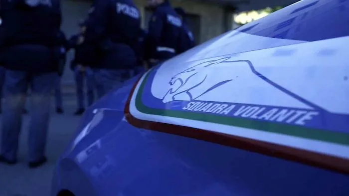 Droghe e contanti nel centro storico: blitz della Polizia mette fine al business dei pusher
