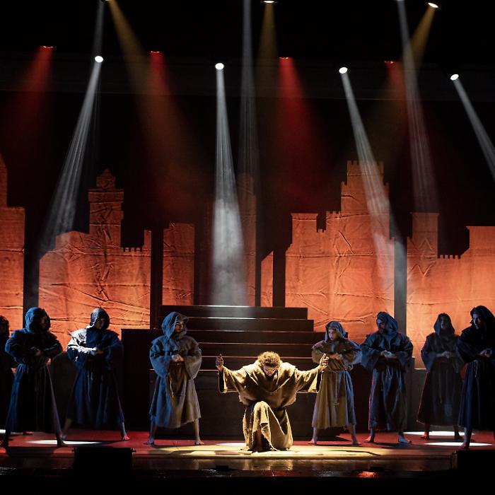 Biglietti a ruba per "Forza Venite Gente": la febbre del musical contagia gli agrigentini