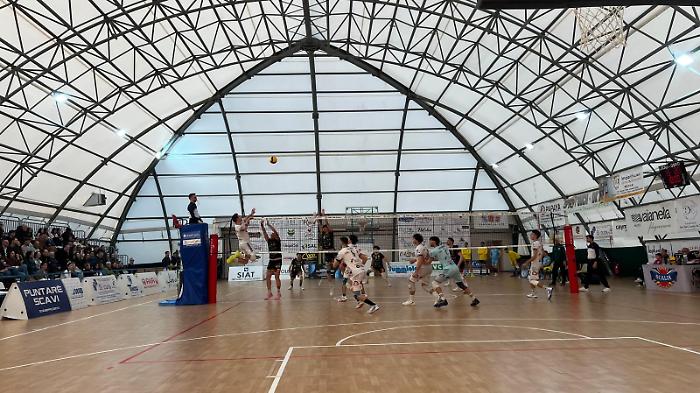 Due match point e tanto cuore: la Scalia Sciacca fa tremare la vice-capolista Bronte