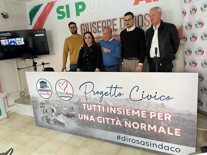 Di Rosa sfida i big della politica: "Basta schiavit&ugrave; dai deputati, ecco la mia squadra"