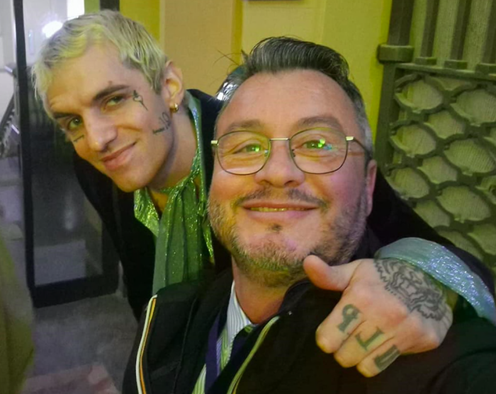 La cresta pure sul concerto di Achille Lauro