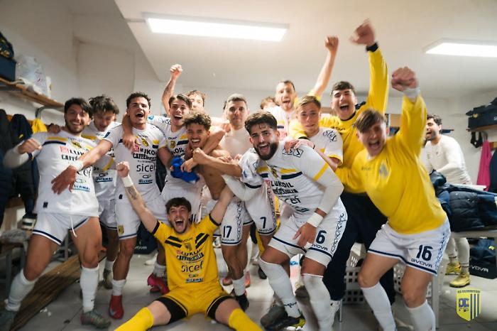 CastrumFavara, seconda vittoria di fila al "Bruccoleri" e omaggio a Gabriele Vaccaro