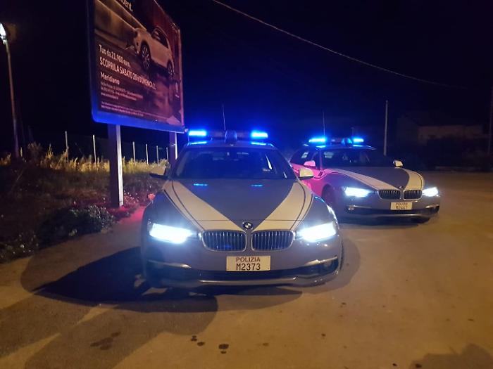 Rissa tra minorenni a piazzale Giglia: un ferito all'occhio, due quindicenni denunciati