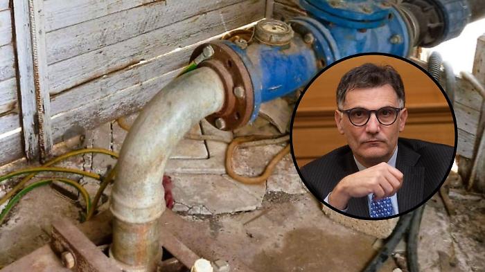 La "linea Barbagallo" sui servizi idrici integrati: &laquo;Il Pd si opporr&agrave; a qualunque gestione che non sia quella pubblica&raquo;