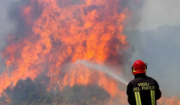 Incendi a Santo Stefano Quisquina: il dramma dei piccoli agricoltori senza Partita IVA dimenticati dai ristori