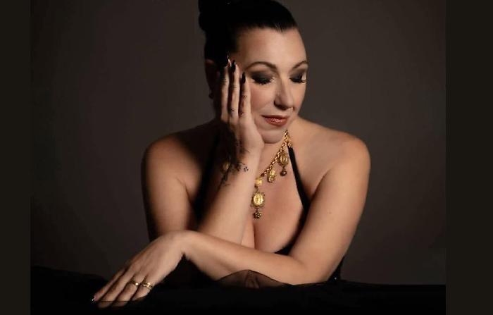 La grande voce di Daria Biancardi illumina la Villa Romana di Realmonte: soul, gusto e solidariet&agrave; per il Festival del Mare