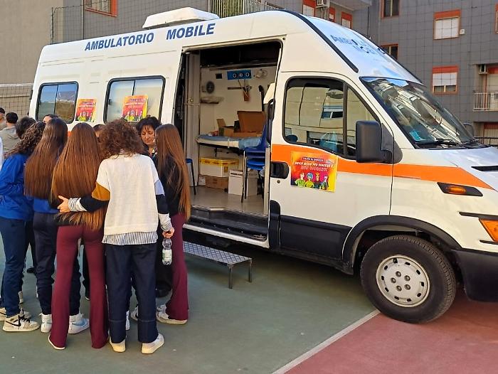 Prevenzione e sport a Ribera: il camper per le dipendenze dell&rsquo;Asp fa tappa a Seccagrande