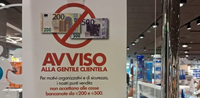 Occhio alle truffe, &egrave; allarme banconote false nei supermercati di Siracusa