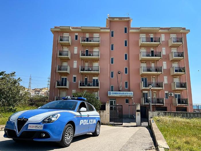 Picchia la moglie e finisce nei guai: scatta il braccialetto elettronico per un quarantenne di Porto Empedocle