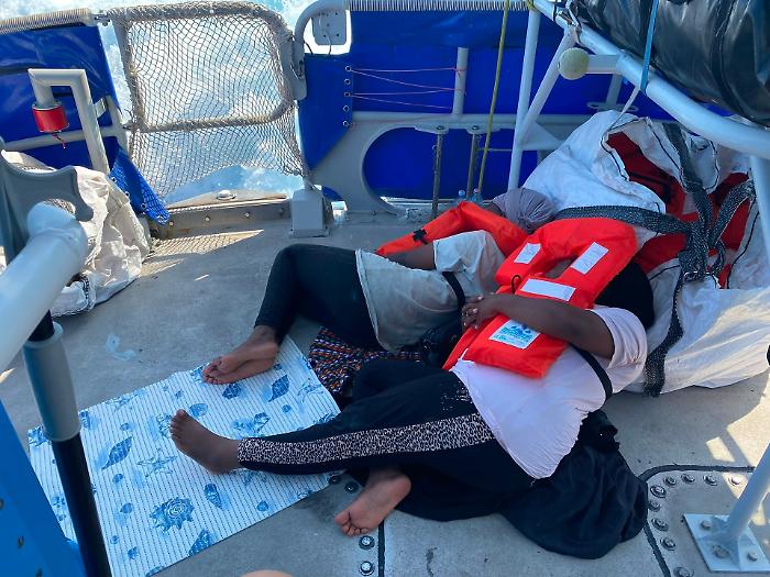 lampedusa migranti ong