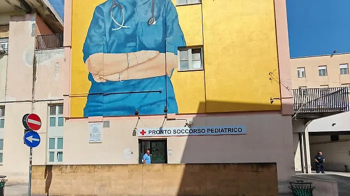 Palermo sotto shock, difterite killer a quattro anni: indagati il padre e la madre 