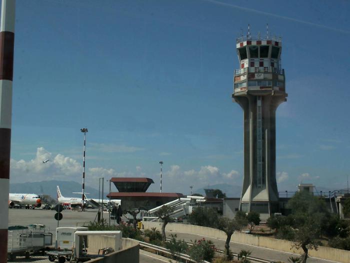 Il M55: "Aeroporto di Palermo non sia usato per scopi militari". Gesap smentisce