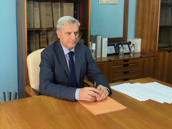 Lo Faro:  "Resto al mio posto e vado avanti con i progetti"