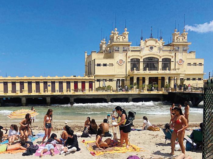 Le ore decisive per il futuro di Mondello:  oggi il verdetto del Cga sulla revoca della storica concessione a Italo Belga