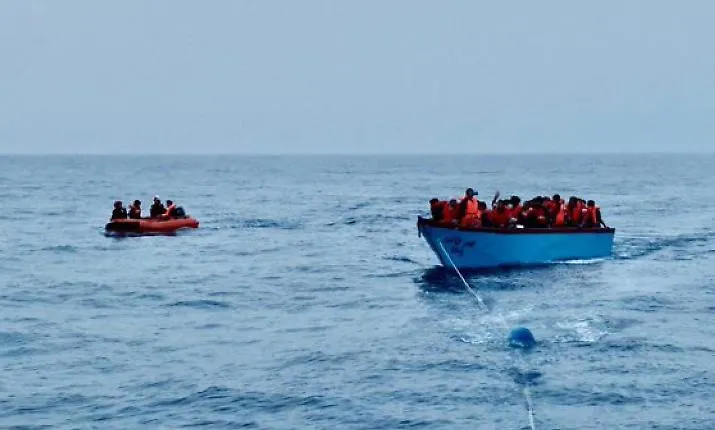 Lampedusa, quattro sbarchi in poche ore: 191 migranti giunti sull'isola, un natante arriva a Cala Croce